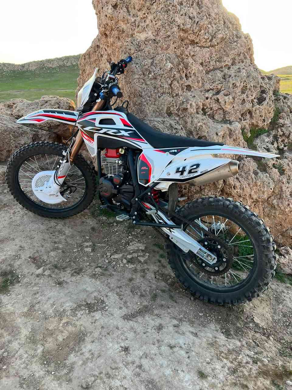 السلام عليكم
.
دراجه قفاز crxمحرك 350cc دراج خير من 
الله نضيفه نشاط فول الموديل2️⃣0️⃣2️⃣5️⃣
دراجه كفاله عامه رقمي للاستفسارات ‭***********‬خاص
