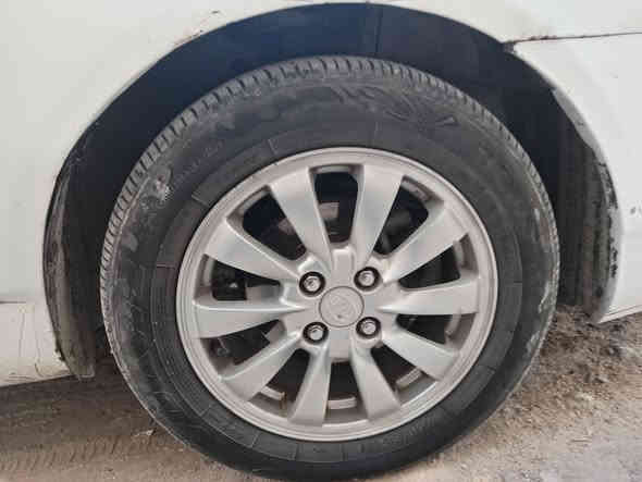 سلام عليكم وياله بيوداي جي ثري ويل كب اصلي اريد مرواس بويل اسود نضيف تايراتي جديده الله شاهد ااذ تريد بس وياله عادي وذا تريد تاير ويل هم ماكو مشكله
مكاني بغداد الشعله الرحمانيه رقمي... ***********
