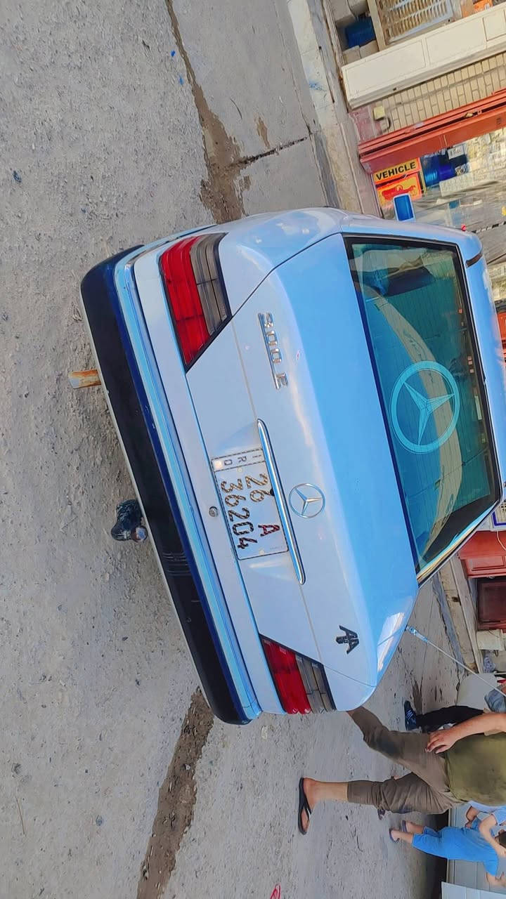 مرسيدس دب محدث بيبي شبح موديل 88 محرك بطه تبريد ثلج بسمي العنوان سامراء السعر 57 الشري يتصل ***********
