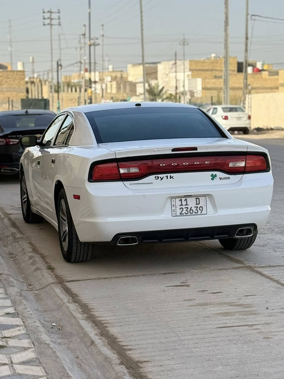 للبيع او المراوس
چارجر 12 ((كندي)) ام الجنگال

مكينة 3600 

كفالة عامة عدا براغي باب السايق مرخايه  

فووول الفول 1/1 اعلى مواصفات 

بغداد انگليزي بسمي تحويل مباشر 

هزه جديده -

فتحة سلايد روف

گير طيارة ZF 8 نمر 

شاشة جبيرة SRT

كلاصات حار بارد  

كشنات جلد 

كشنات تحكم كهرباء 

غرفة حمرة بلادي مو عمل 

كشنات تدفئة امامي خلفي 

سماعات الباين 

دمام خلفي 

كامرة خلفية اصل 

ويل 18 خليجي بلادي 

مكينة گير خير من الله

تبريد ثلج 

تخم تاير جديد نظافة 100‎%‎ 

حدادية يراد شي بسيط  

المكان النجف الاشرف 

السعر 172 بي مجال 

رقم هـ *********** واتساب
