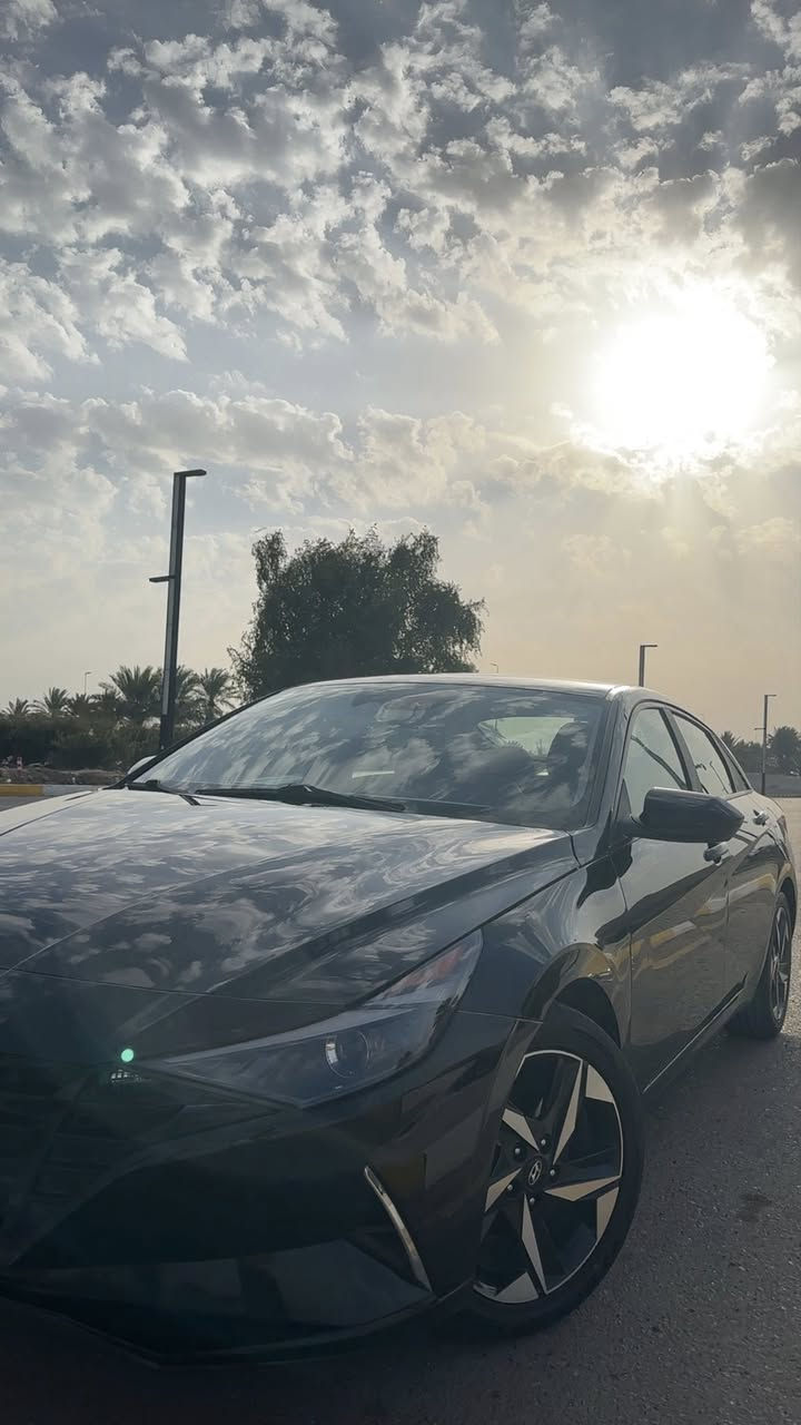 السلام عليكم
النترا 2023 وارد امريكي 
محرك 2.0 دوش 
جاملغ وبنيد 
*********** 
بغداد حي العامل
