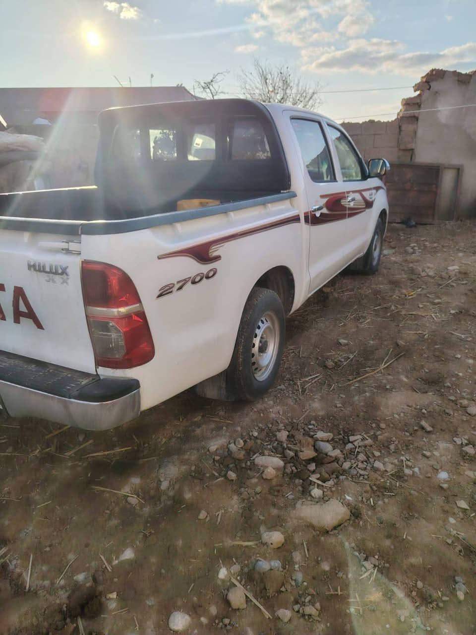 السلام عليكم بيكم للبيع رقم اربيل بسمي الموديل 2011 المكان ديالى خانقين ***********
