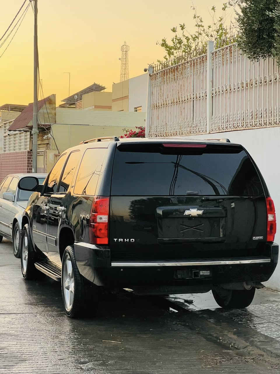 تاهو Ltz فول مواصفات فتحة و كشن منفصل وجلد وكهرباء وباقي التفاصيل للبيع لا كص ولا فتح شاصي مكانها النجف و بابل السعر 88$  للاستفسار المراسلة على الخاص ورمضان كريم على الجميع


**إذا كنت صاحب هذا الإعلان وتريد حذفه لأي سبب، رجاءا أرسل رسالة إلى الدعم الفني**