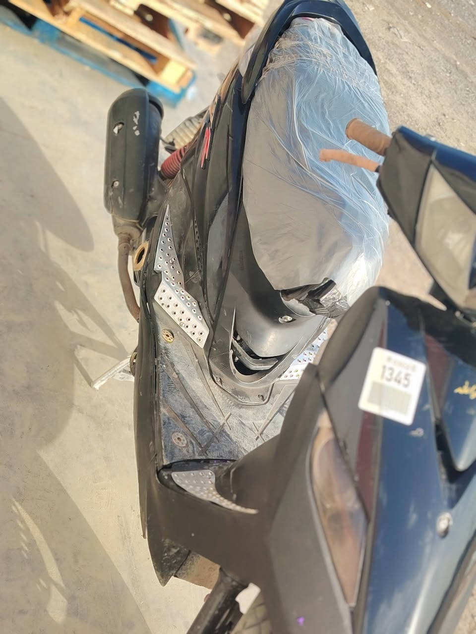 السلام عليكم
من رخصة الادمن دراجه ياباني الصنع ماكس ثعلب جي تي ار سرعه 140 شلعتها حلوه معدلها حلو بنضافتها كلش حلوه مختم ختم بلادي 12 ختم بل دراجه بيها شخوط بسيطه ملاحضة ( كابريتر تجاري ويرادلها باتري) حبايبي والله دراجه مال جنيه وليسئل سبب البيع اريد إيراني حبايبي الدراجه جانت عد ولد صديقي منزلها رمبه قبل. 7 أشهر ونص واني اشتريتها منه السعر مناسب لنضافتها سعر 475 وبيها مجال حك الجيه مكاني التاجي قرب مطعم دجلة الخير قبل معسكر التاجي رقمي *********** واتساب او *********** حياكم الله ❤️ ❤️
