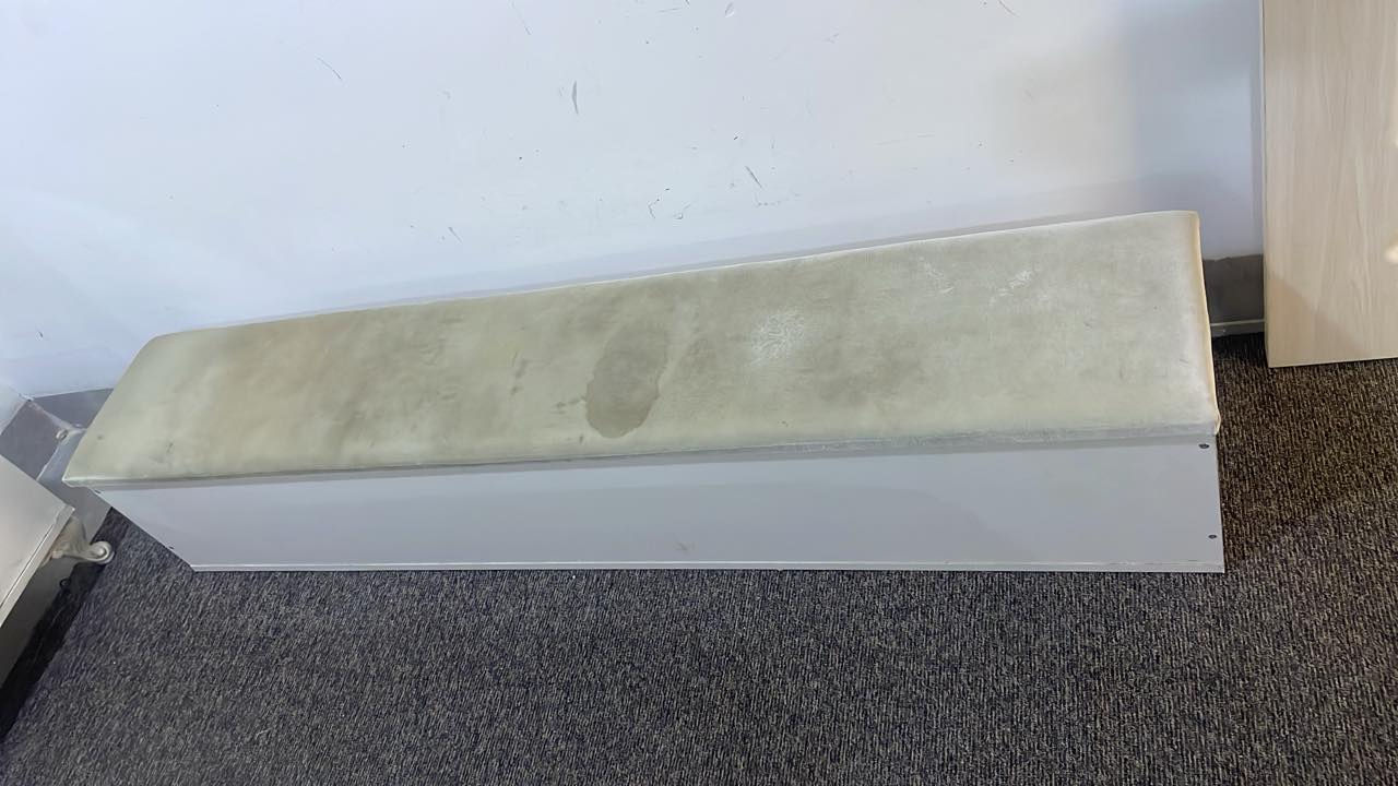 غرفة نوم ٧ قطع
٤٥٠ بي مجال
***********
