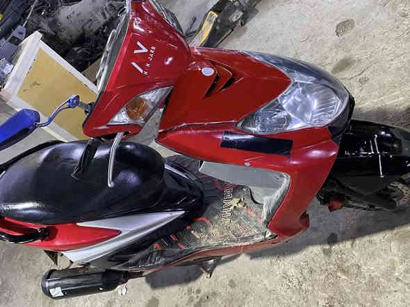 ‏ سلام عليكم دراجة سنس فحل نازل عرضها للبيع سلعة ومعدل خير من الله المعدل فول والدرجة كاملة وعشرين حباية مكاني بغداد الشعب سلف هدر كل شيء شغال مكينة بلادية كهربائيات قلابات بشاير فول فول فول ما بها نقص برغي بس الواقية مال التاير الخلفي بيها كسر شراي يتصل أو يراسل موجود ***********￼ والسعر 750 وبيها مجال للشراي فقط بيها مجال ￼
