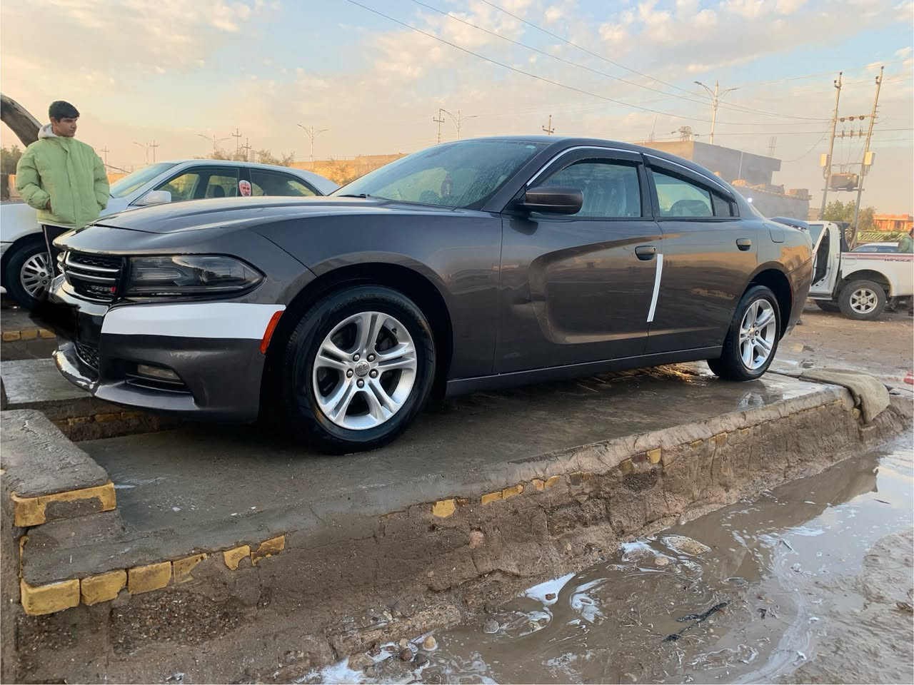 سلام عليكم جارجر للبيع معلايه ٢٠٢١  وارد كندي بيها قطعتين بدون دواخل بدون ايرباك سياره حيل جديده مكينه كير كفاله حداديه جديده تحويل مباشر باسمنه تخم تاير جديد سياره مناقصها شي سعرها ١٦٠ وبيها مجال للشراي مكلف بلنشر اتصال فقط‬  شراي يتصل فقط

‭٠٧٧٦ ٦٣٥ ٥١٢١‬
