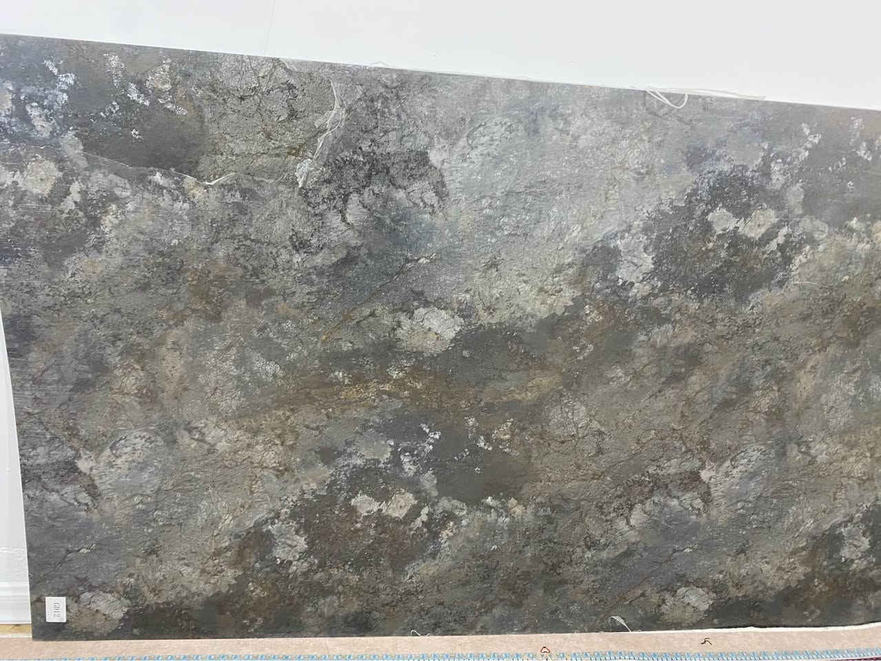 تازە،بەکارنەهاتووە،  ٥ تەبەقی ماربڵ  (1,20x290) 
سلیکۆن و جۆینی خۆی لەگەڵە کامل ، ڕەنگی زۆر کیبار و کەشخەیە  
چەند شێوازێکی  دیزاینیشم لەگەڵ داناوە
بۆ تخلیفکردنیش ئەبێت 
تێل *********** السليمانية, العراق
