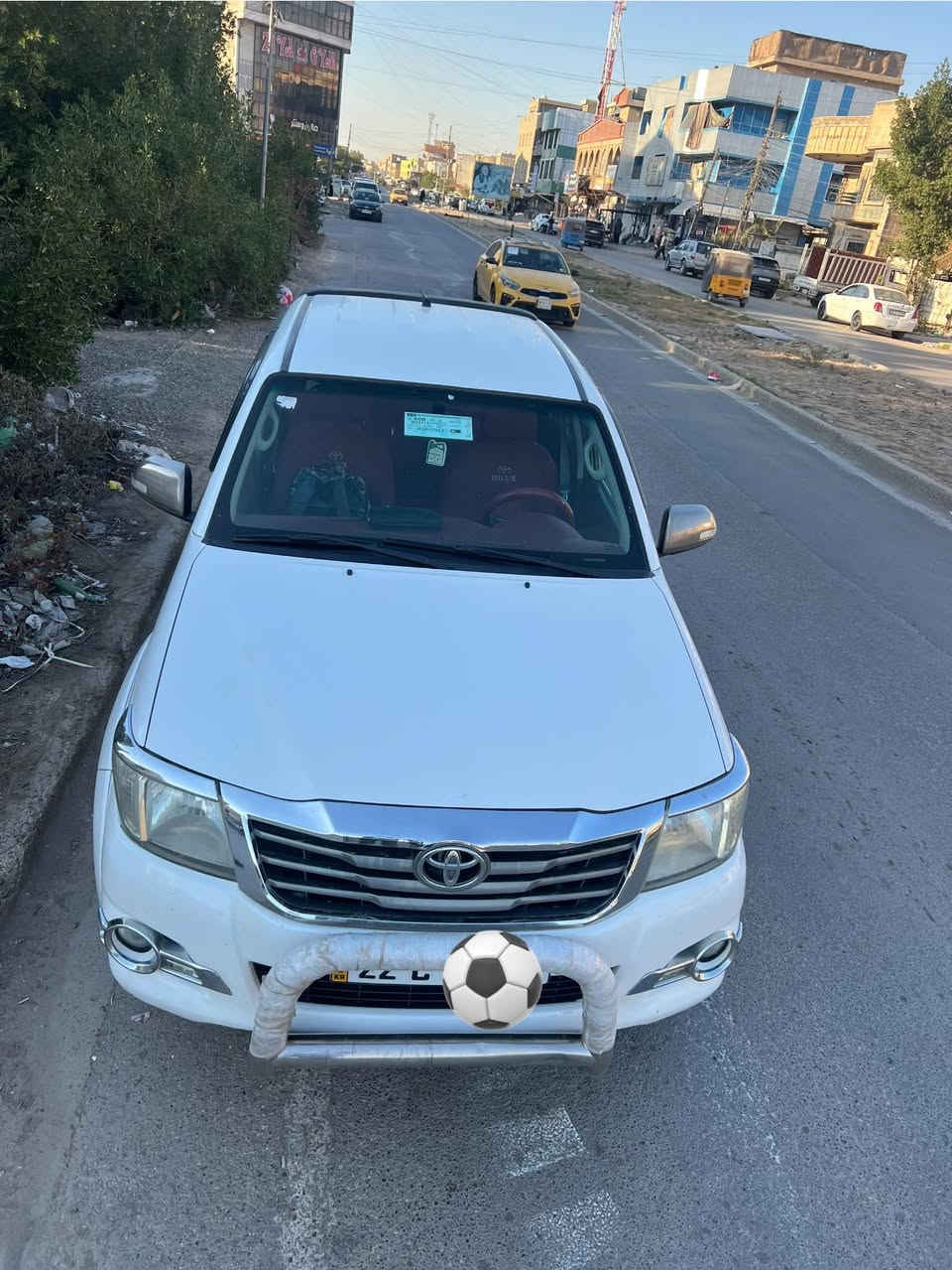 السلام عليكم هايلوكس 2015 السياره حلو وجديده ماشيه 190 الف كفاله عامه رقم اربيل تحويل مباشر مكانها بغداد 
***********
