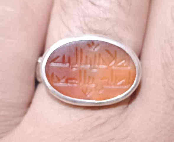 السلام عليكم يماني بلذمة خط عكسي كوفي تحفه سعر 70  مكان ناصريه توصيل موجود ***********
