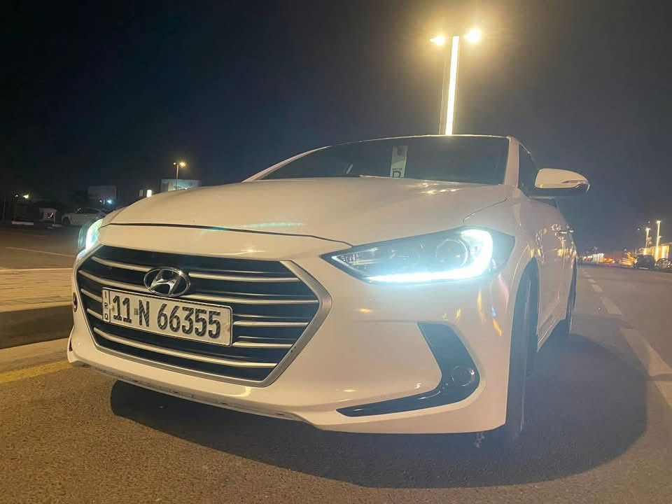 مكلف بل نشر
هيونداي النترا موديل 2018 خليجي 

المواصفات :

فتحه سقف 

كشنات جلد 

اشاير بل مري 

مري شفط 

السياره مفوله مواصفات 

بيها طخه بل جاملغ الخلفي 
 
مستعجل ع بيعتها عدي عمليه 

السعر 105

للتواصل : ***********
