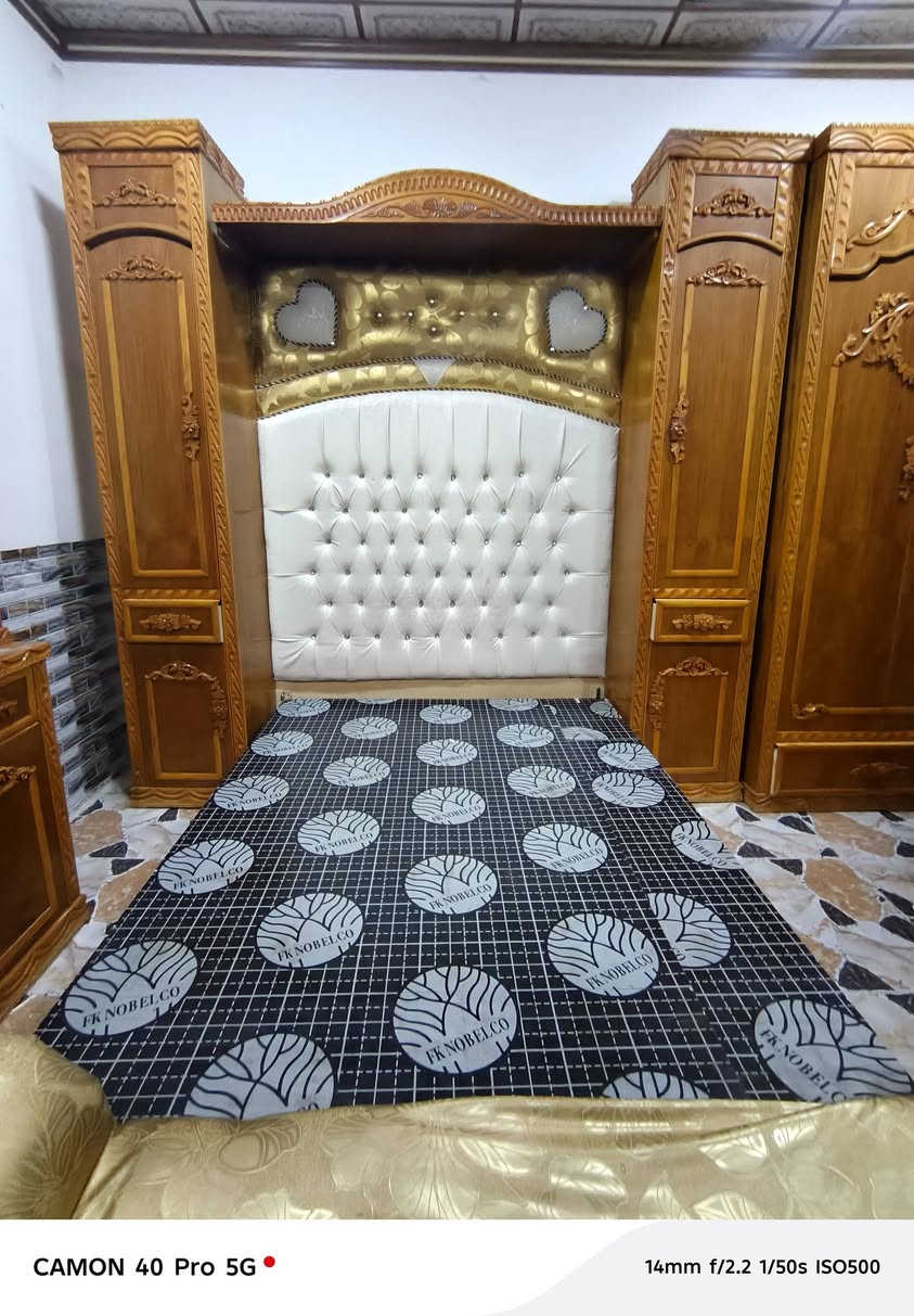 غرفت نوم للبيع المكان الموصل الايمن في رجم حديد  ‏‪***********‬‏ السعر مليون وربع
