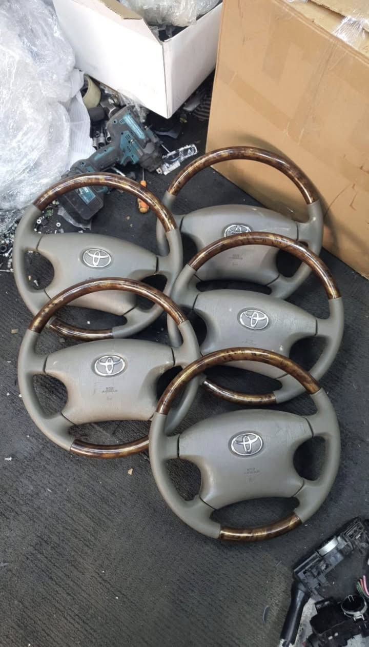 غراض كورولا 2003_2007
توصيل عندي 
واتس ئاب ***********
