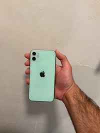 آيفون ١١ • بطارية ٩٦% • ضهر مبدل