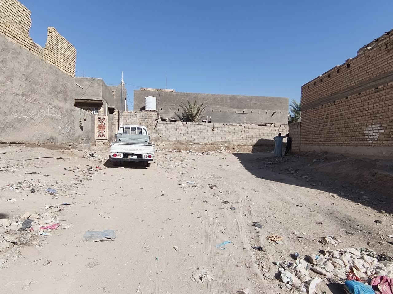 السلام عليكم قطعة ارض للبيع المساحة 182متر طابو زراعي سند 25 بحي الغدير بكاع ال حاجم على جدول يم مولدة كرار الشهيد ‏‪0786 826 4094‬‏
