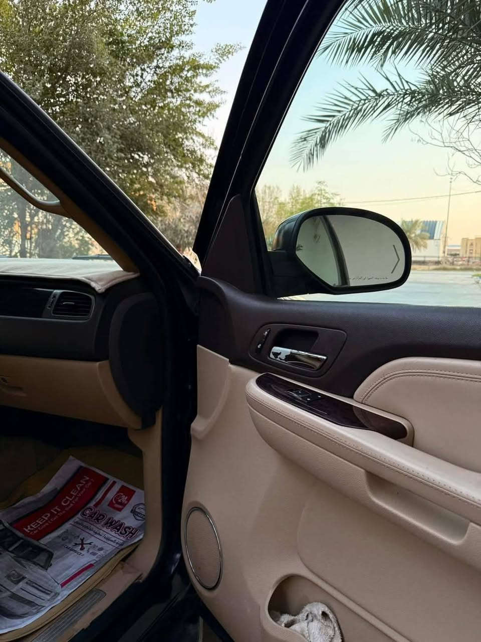 جمسي دينلي 2014 أصل اللون اسود vip
رقم بغداد الجديد سنوية وهزه جدد

بيع او مراوس 
فول 1/1 اعلى فئه بالجمسي 5300
مكينه كير حداديه تبريد تخم تاير باتري كلهن جدد
بيها فقط بنيد وووجه الجاملغ كلير اثر جراد بدون حادث نهائي  
الباقي مكفول 
سيارة جديدة وع ايد وحده 
ماشيه تقريبا 300 أكثر الاف 
المواصفات:-
سلايد 
غرفة بيجي vip
ويل ٢٠ دنلي
جنطة كهرباء
تشغيل عن بعد
مري شفط 
كشنات قلاب كهرباء 
شاشه + كامره 
شاشه خلفيه
كشنات كهرباء + كشنات خزن + تدفئه + تبريد 
ستيرن تدفئه 
دوسات كهرباء
حساسات 
ثلاث قطع تبريد 
والخ من المواصفات المعروفه …

مكان السياره الناصريه 
***********
