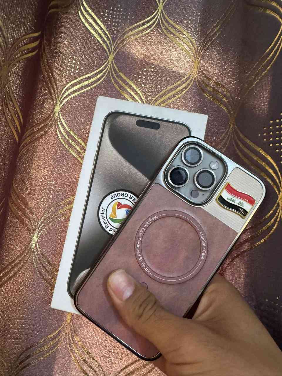 ايفون 15برو ماكس بطياره 90اذكره 256جهاز نضيف وفل شخط مايي مكاني بغداد المدينه الصدر جهاز مكفول من كلشي ماستر رقم الهاتف ***********وتساب جهاز مغلف
