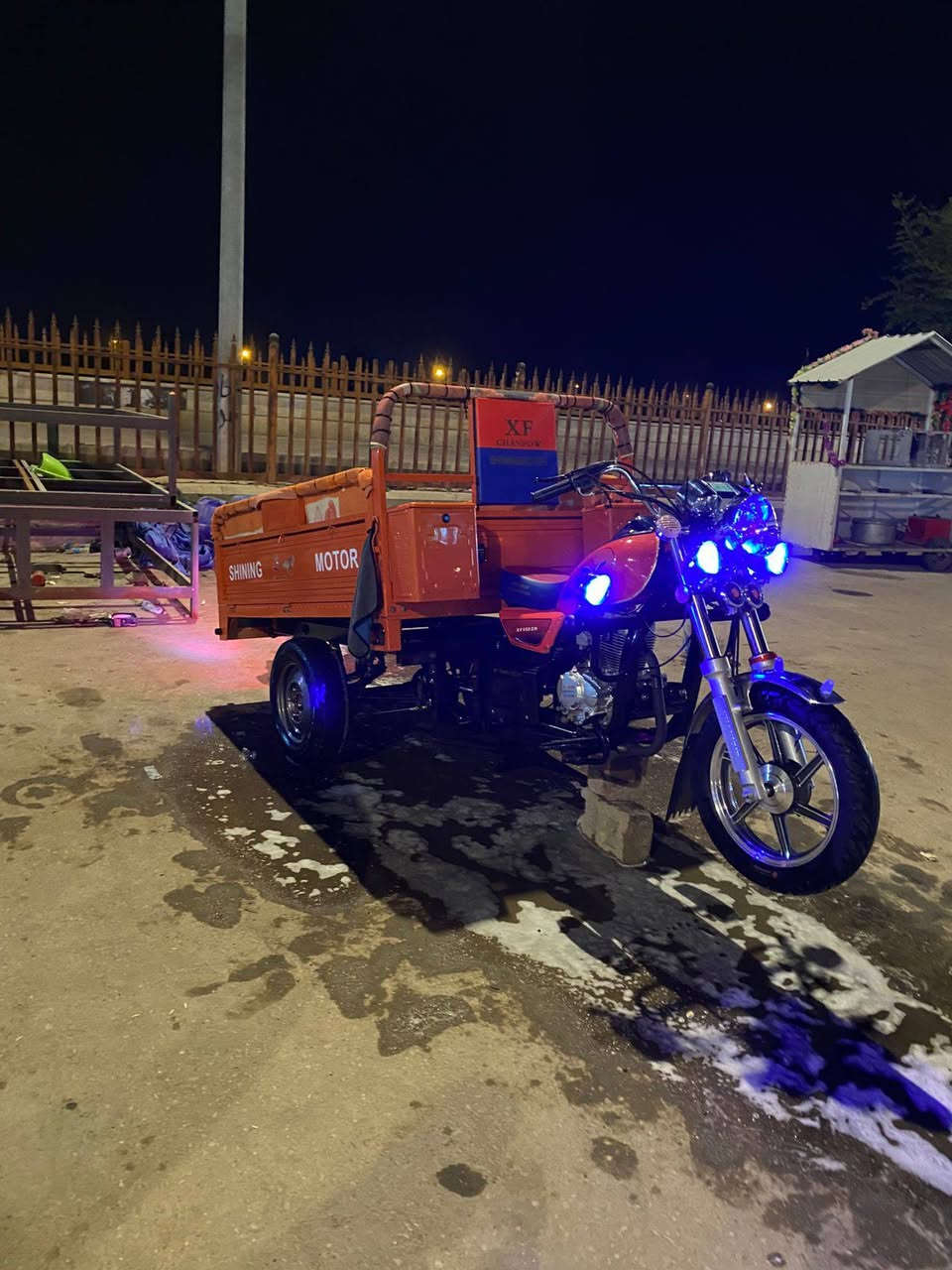 سلام عليكم ستوته كربلايه وراق موديل 2023 صارله شهر من طالعه للبيع المكان البصره القرنه وهاذ رقمي *********** ولمو شراي لا يضل بس يراسل
