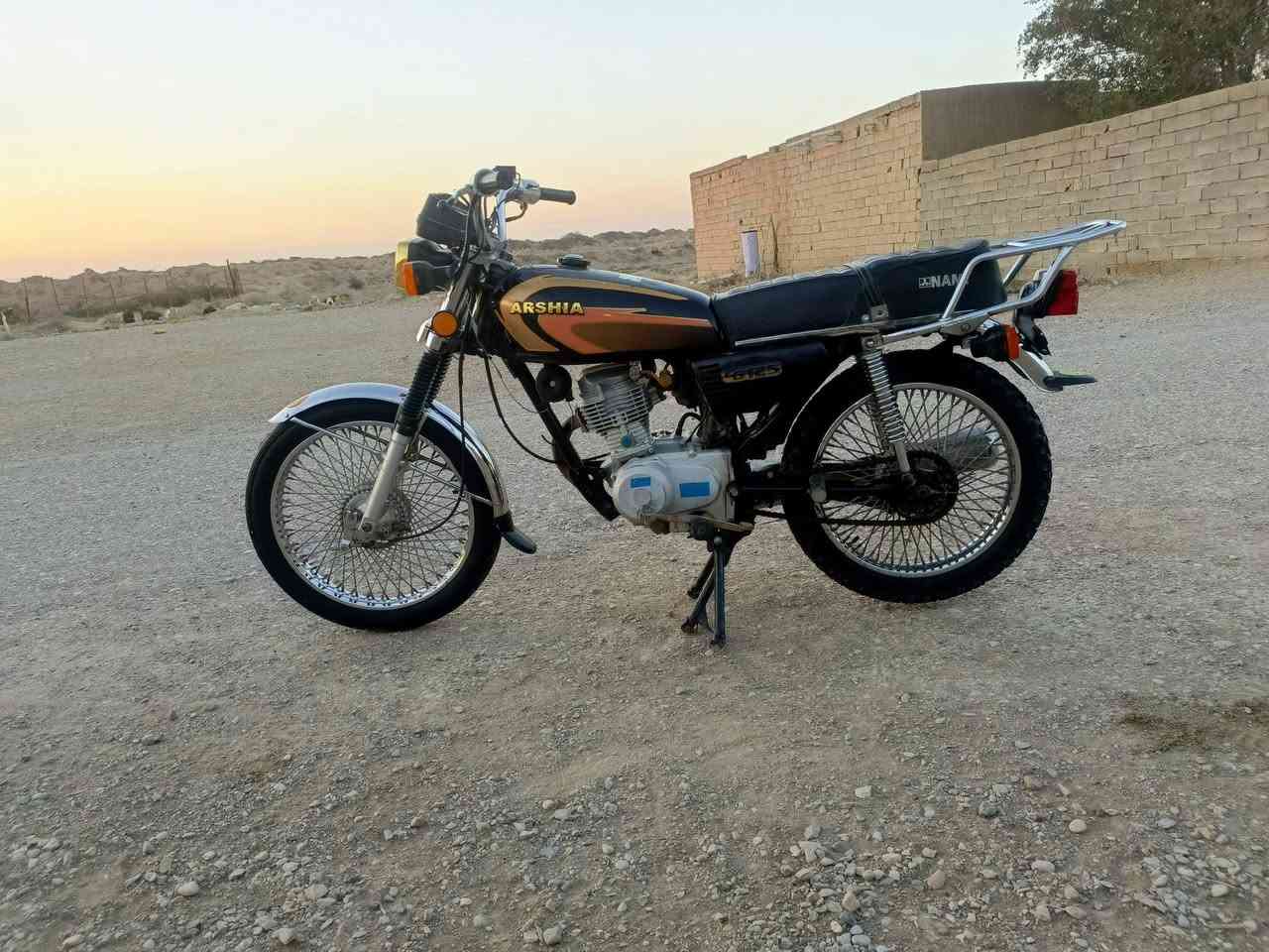 سلام عليكم دراجه أربعه كير اوراق اصولي موديل (٢٠١٨) للبيع دراجه نضيفه الاتصال عله رقم (***********)
