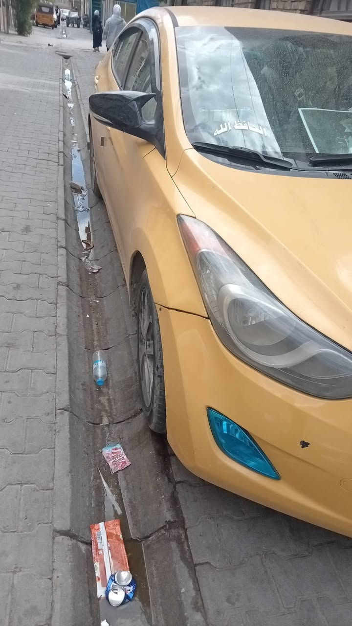 للبيع 2013 مكفولة شواصي ولغود وضربه باب خلفي سايق ليبل واحد وارد امريكي بيها مكينة 2016 سعرها 103 مكاني بغداد ***********
