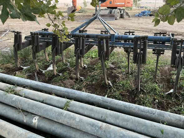 ***********
خەرماشە ١٣قۆڵ تورکی
بێ شکان بێ لەحیم شوێن هەولێر
