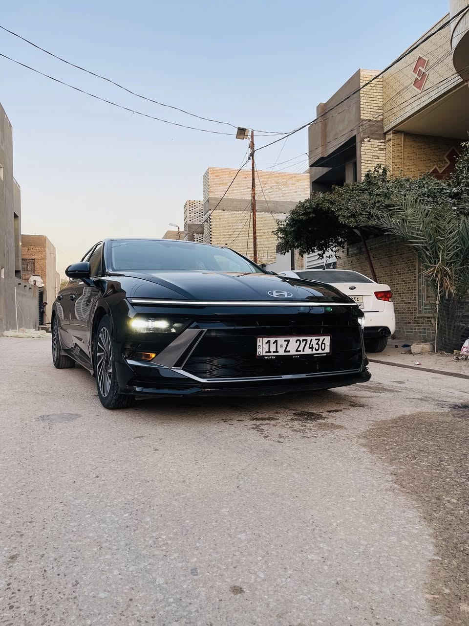 #المركبة  : هونداي سوناتا هايبرد موديل 2024
#عداد المسافة : 23 الف ميل

#الضرر : تبديل بنيد فقط

#الرقم : بغداد 

نكفل السيارة من (الغرق ، والشاصي)

•المواصفات :

▪️السيارة: هونداي سوناتا Hybrid

▪️الموديل: 2024

▪️المحرك: 2.0L مع محرك كهربائي (اربعة سلندر)

▪️حجم الويل: ويل كب حجم 18 مع طقم تايرات بحالة ممتازة

▪️لايتات زينون اصل مع حاجب LED مع اشارة LED

▪️بصمات عدد 2 للأبواب مع بصمة تشغيل

▪️رادار امامي مانع تصادم

▪️رادار جانبي (نقاط عمياء) بالمرايا الجانبية

▪️شاحن لاسلكي

▪️گير شفتر بالستيرن للتحكم بالگير العادي

▪️كامرة خلفية دوارة اصل مع الستيرن

▪️شاشة الدشبول حجم كبير للتحكم بأيعازات السيارة

▪️تحكم فول كهرباء لكرسي السائق والراكب 

▪️ تبريد  تدفئة للكشنات الأمامية 

▪️تبريد قطعتين امامي وخلفي

▪️سايد بريك دگمة

▪️تحكم ستيرن جهتين بلوتوث وحاكية وكروس سرعة وتحكم صوت 

▪️نظام ABS مانع انزلاق

السعر المطلوب : 197 ورقة مع المجال

 

الاتصال على : ***********

واتساب.📞    ***********

العنوان النجف كوفه
