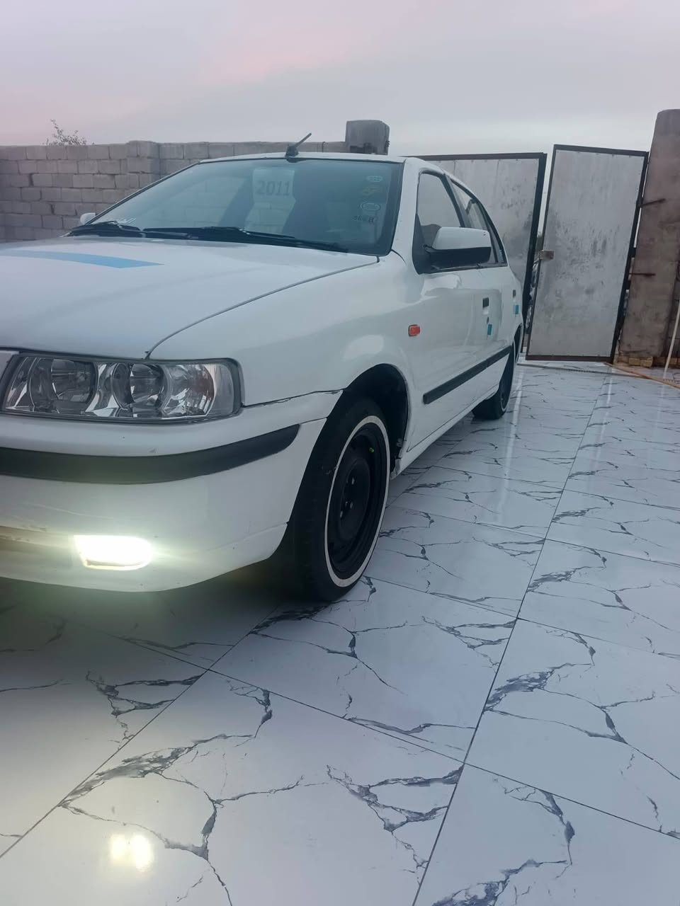 سلام عليكم سمند موديل 2011 للبيع سياره جاهزه من كهربائية كله شغاله تبريد ثلج تتفه شغاله سنتر لوك مكينه وكير جدد حداديه جديده تخم تاير بسمي رقم دولي سنويه 2027 رقمه ذي قار السعر 45 بيه مجال قليل عنوان ناصريه سجن الصلاحي رقم الهاتف ***********
