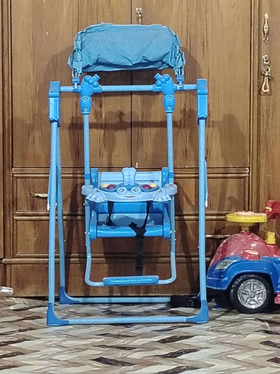 غرض للبيع مبرده شغل سرعتين ٣٠قفل مرجوحه ٢٠قنفه ٤٠حله ابو خستاوي ***********
