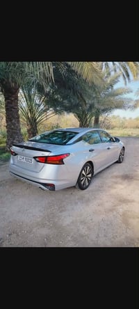 نيسان التيما موديل 2020 فئة SL بيع مستعجل رقم بغداد انكليزي حادثها جام...