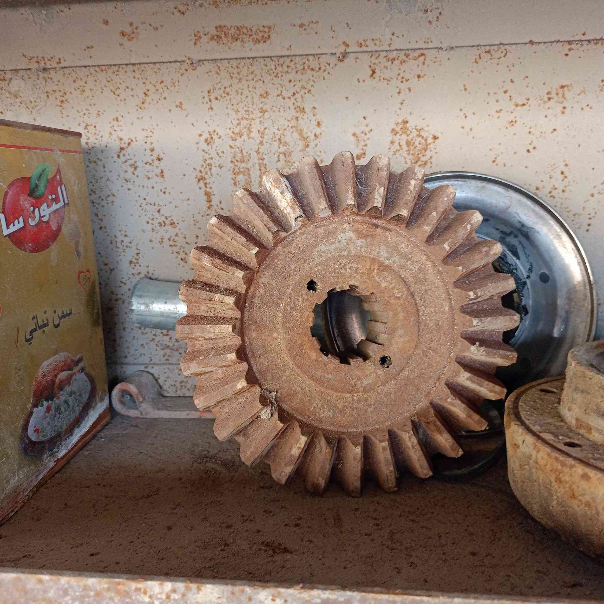 توجد قطع غيار رفاس انكليزي يابانيه توجد مناجل الحله بابل ***********)(***********)
