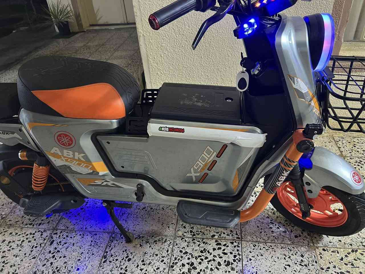 مأطور شحن جديد 2025 جديد حيل آخو الجديد  بطاريات كبار الدبل جدد عل فحص كلة شغال بلادي شرط ما ملعوب بي ع شركة نشرات نضام بك السعر ٣٩٠ بي مجال العنوان ديالى ابي صيدا ***********
