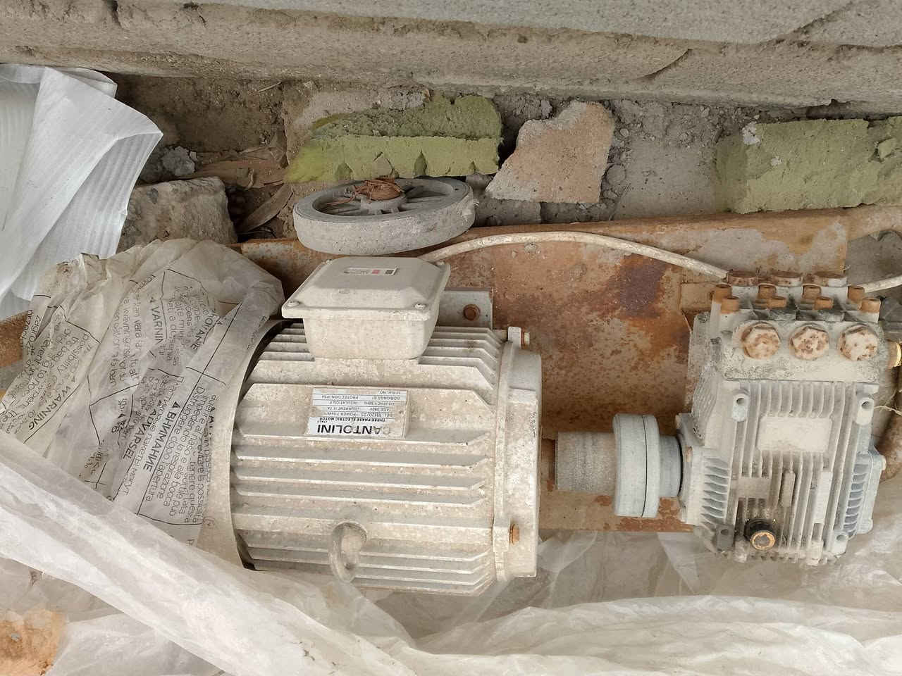 سلام وعليكم ماطورات ثنين ثري فيز عشرا حصان انضاف كلش للبيع شرط الشقل تجي تفحص


**إذا كنت صاحب هذا الإعلان وتريد حذفه لأي سبب، رجاءا أرسل رسالة إلى الدعم الفني**