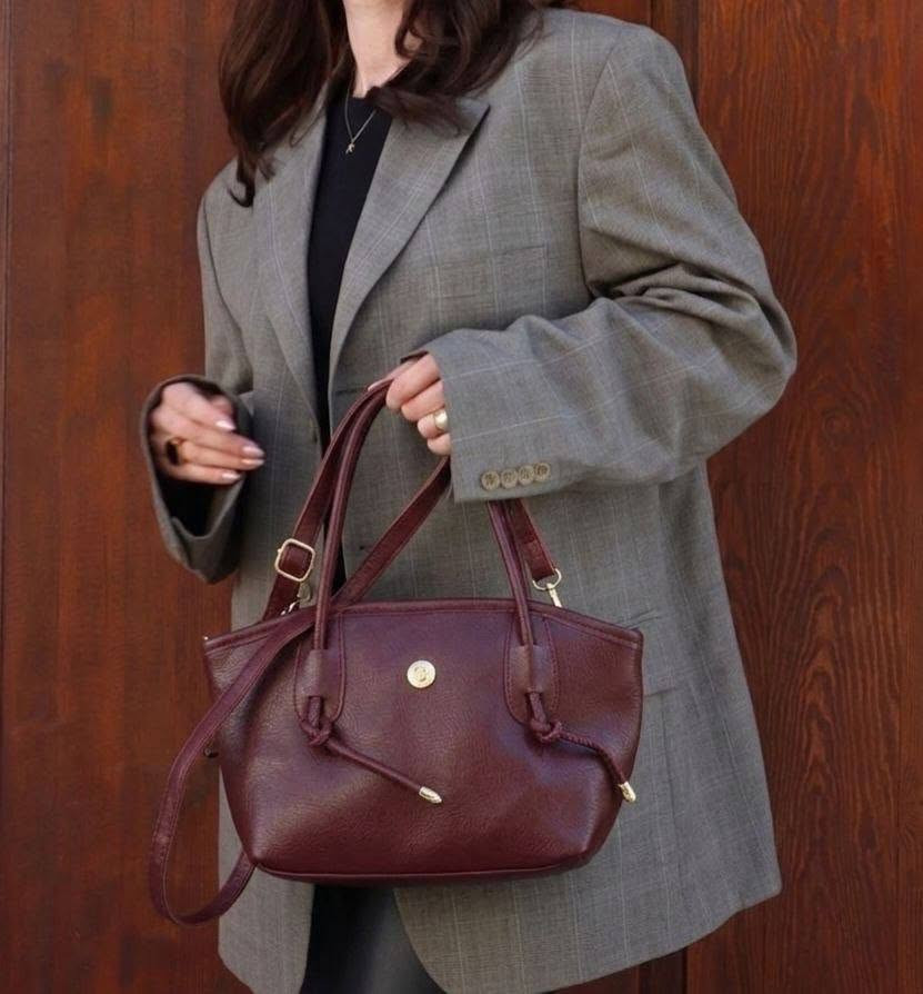 كوالتي 💯
العرض ↔️ 30
الاوتفاع ↕️ 17

https://t.me/lulubagsstyleرابط قناة
متوفر جمله


**إذا كنت صاحب هذا الإعلان وتريد حذفه لأي سبب، رجاءا أرسل رسالة إلى الدعم الفني**
