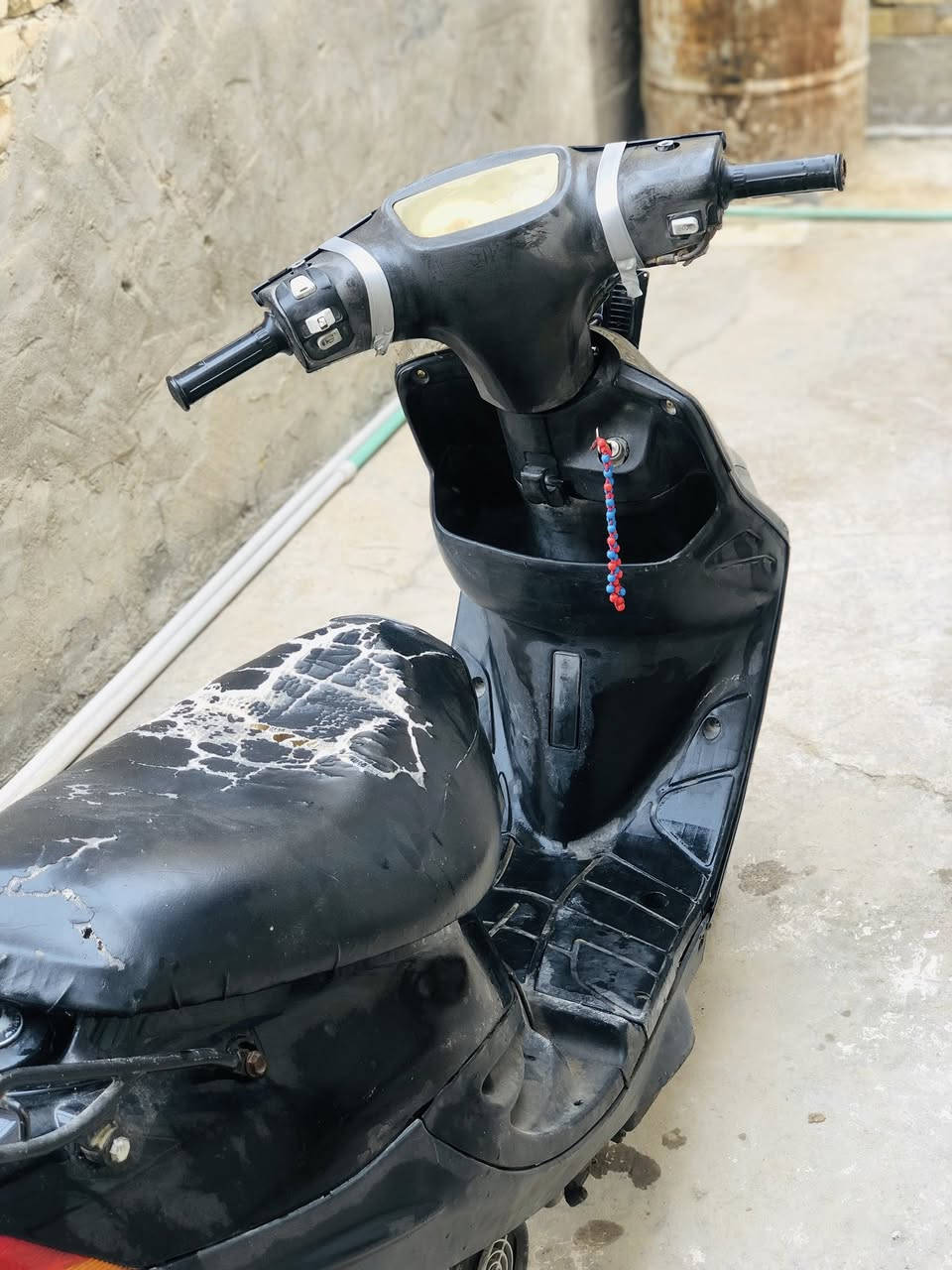 دراجه يوماها ام 9 للبيع
أوراق +الدراجه ع فحص تجي تاخذه عوزه ترتبه 
سعرها 💸 200قفل من الاخير


**إذا كنت صاحب هذا الإعلان وتريد حذفه لأي سبب، رجاءا أرسل رسالة إلى الدعم الفني**