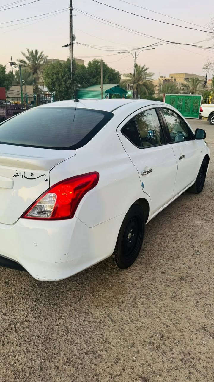 للبيع نيسان سني هندي
مكفولة السياره سعره 105 وبيه مجال بسيط 
موديل 21 ماشيه 124 الف
مكاني بغداد الشعله 
***********
