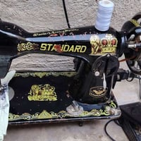 مكينة خياطة • ياباني • شغالة ونظيفة