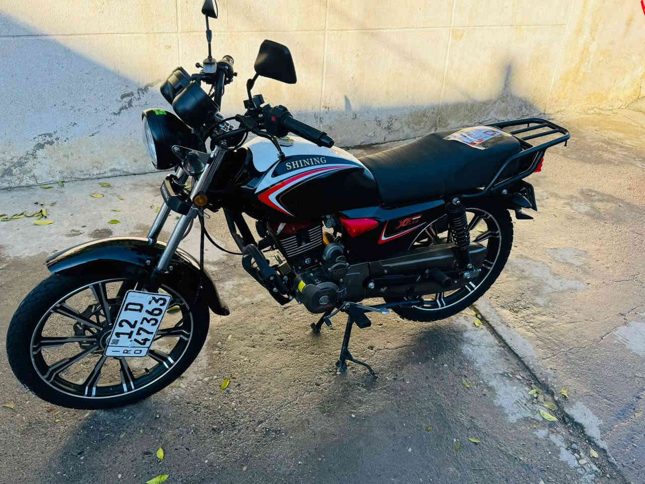 ماطور شاينك للبيع
✔️ نظافة  100/100
✔️رقم موصل  انكليزي 2025 
✔️كهربائيات كلها شغاله 
✔️مابيه اي نقص تحويل ثاني يوم  
✔️ماطور جاهز صارله شهرين  
✔️السعر مليون و900
✔️ماشي 8000
✔️ العنوان 📍 موصل حي عدن الاتصال على الارقام فقط بدون رسائل 

     مع تحياتي للجميع 

اتصال 📞***********

اتصال 📞 ***********
