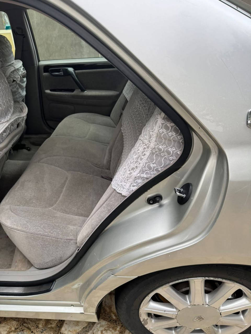 السلام عليكم ملكه 2003 كرستال اصل دكمتين مكينه ديفور الصغير شاصي 71 تحوير نجف فوگ وجوه عنواني النجف 
السعر 70 وبيها مجال قليل 
رقمي ***********
