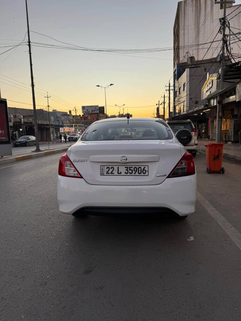 Nissan sunny 2016 
٦٥هەزار رویشتوە لە دوجێگا ساردە کوتی هە یە ئەویش کەمە بە س سیارەکی تابلێ پاک ماوەتەوە مالی دۆستە بۆ پەیوندی *********** أربيل, العراق
