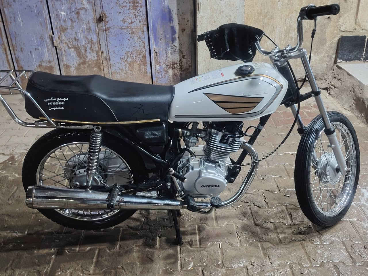 سلام عليكم دراجه إيراني للبيع المحرك انتنس الدرجه أوراق السعر 850وبيه مجال الرقم*********** مكاني ميسان حي نهاوند
