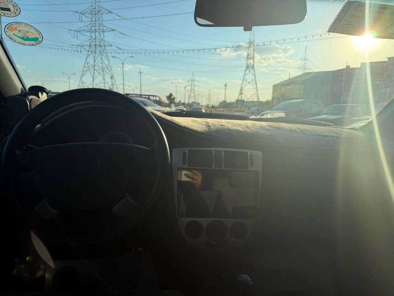 اوپترا موديل ٢٠٠٩،گير عادى 
گير و مكينه به شةرت،٥پارجه بوياغ جمپيكى خفيفى پيشى هةيه ،نرخ:٦٣$قفل
ژ.م:*********** أربيل, العراق
