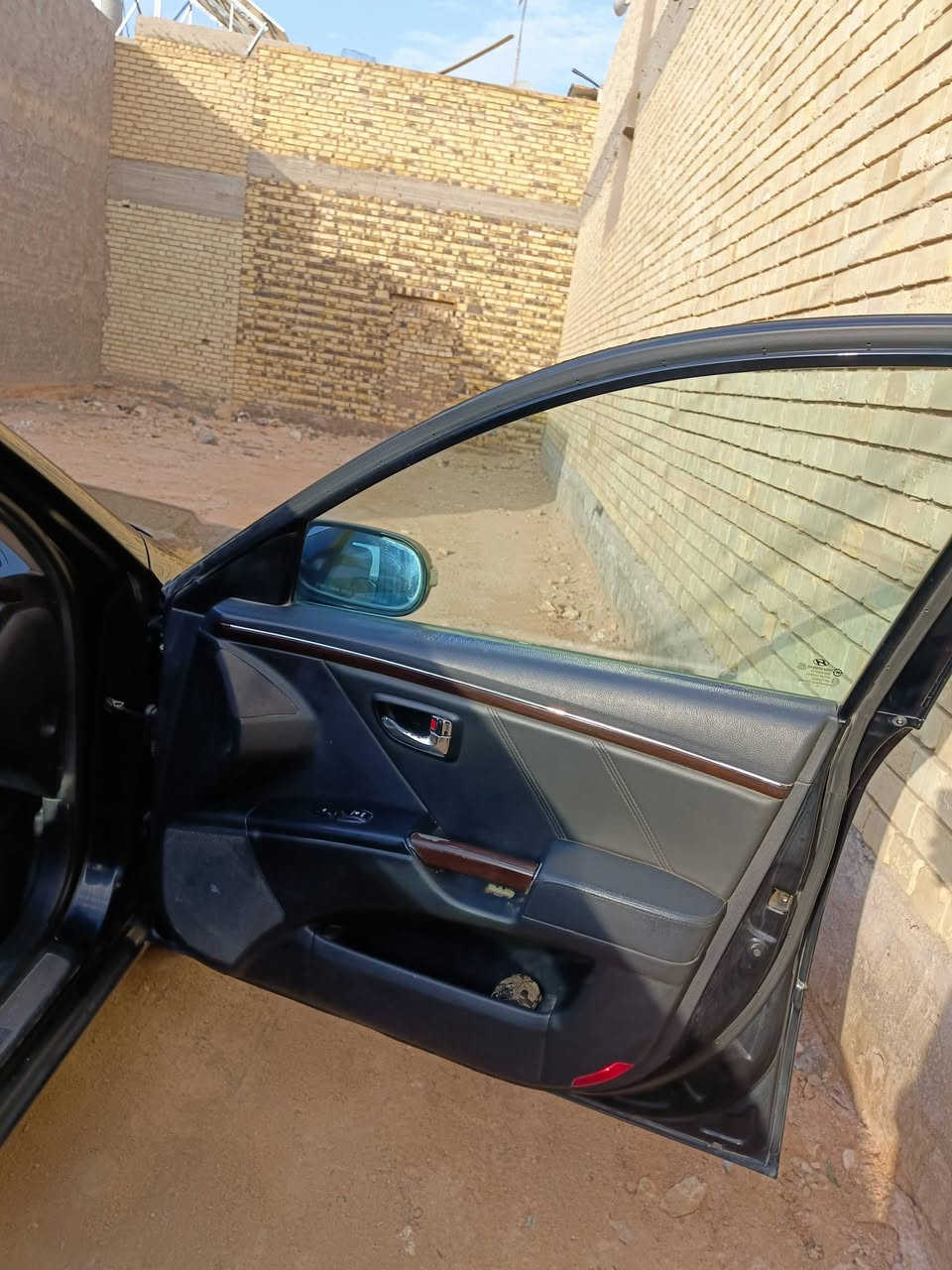 للبيع هيونداي ازيرا 2009 وارد كوري مكينه 2700 v6
فول مواصفات عده الفتحه بيه صبغ قطعتين بنيد و الجاملغ شواصي مكفوله بيه طخه خفيفه بل جاملغ عكس السايق كهربائيات السياره شغاله السياره معروضه 89 ورقه وعليه غرامه 900 دولار بل نجف توكع من السعر يعني 80 وبيه مجال رقم اربيل مكان السياره النجف شارع المطار للاستفسار ***********
