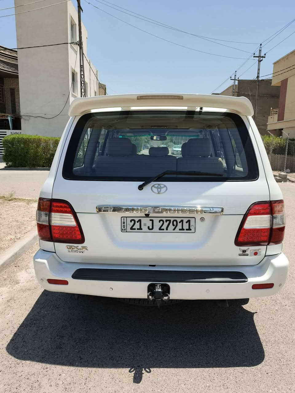 السلام عليكم
لاند كروز GXR خليجي مودل ٢٠٠٦ رقم سليمانية محرك 4500 EA بيها صبغ بنيد والشريط الاحمر مال بيبان 
ماشيه ١٦٨ الف السيارة كلش حلوه و نضيفه كير محرك تخم تاير جديد صدر جديد باتري جديد 
سعر ١٦٠ وبيها مجال بسيط التصالعلورقمي *********** _ *********** العنوان بغداد معارض البياع
