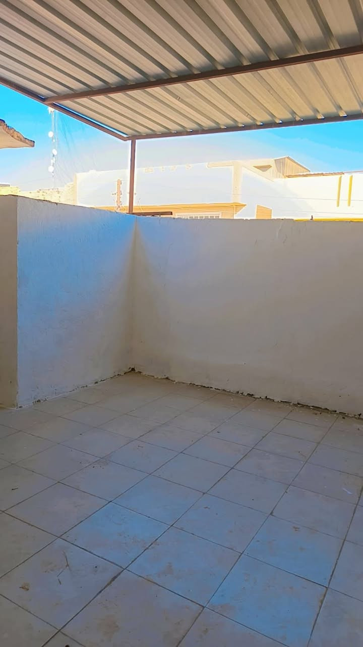 مشتمل للايجار شارع ٨٠ قرب القريه مول شارع مدرسة الاضواء طابق ثاني ٢٥٠ ايجاره
*********** للاستفسار
