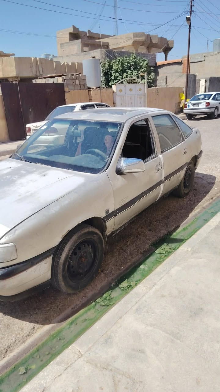 سلام عليكم سياره البيع  اوبل فكتره حجم 20 كير محرك   تيرات اربعه جديد صدر جديد بتري جديد كهربايات كلهه شقاله رقم انبار ألماني السعر ١٢ وبيه مجال العنوان كركوك الحويجه الاستفسار ***********
