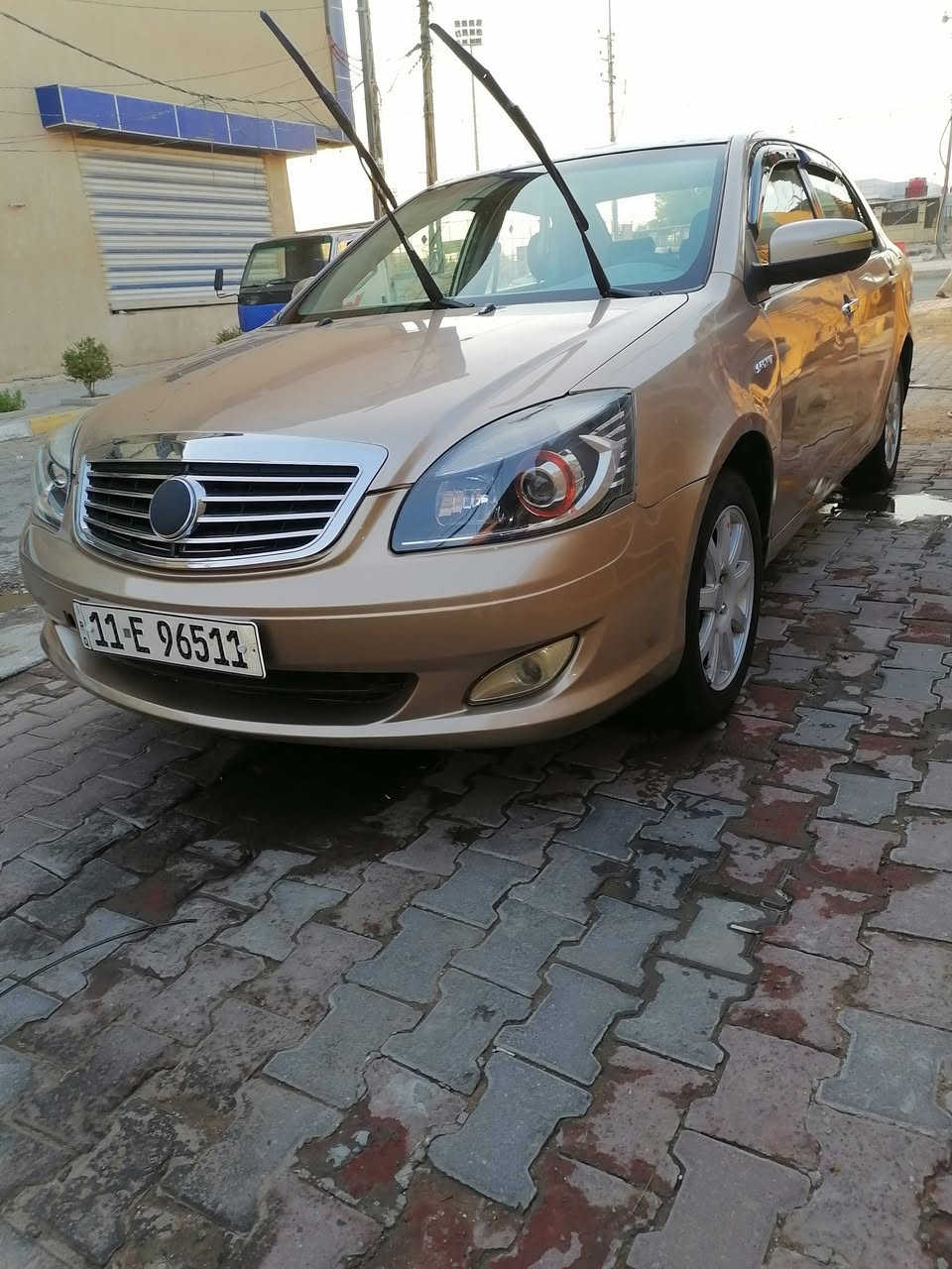 سلام عليكم جيلي موبل 2013 بيه جاملغ مبدل وتلكيط خياسات بيه مكانات صبغ *********** سياره بسمي مكاني كربلاء
