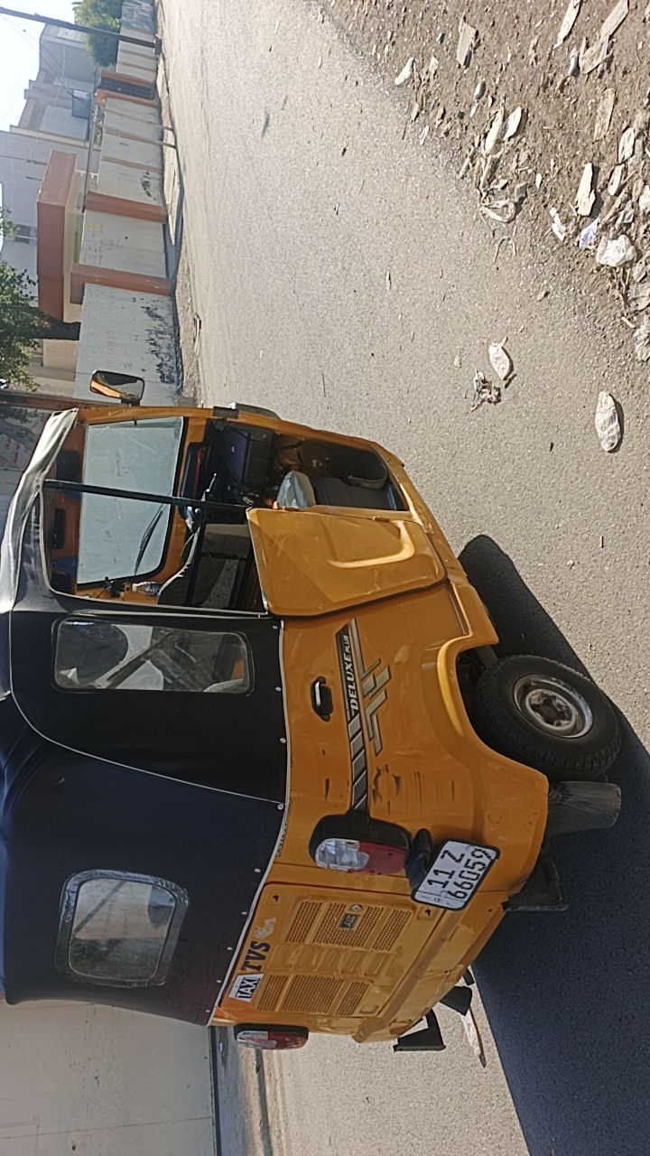 تي في اس موديل 21 مكينه مكفوله برغي مامفتوح بيها شلعه ومعدل فول بيها ضربه بمكان الهورن ماخذ م̷ـــِْن الغد الايمن شويه ونصبغ الغد للجماليه تكتك نصبتها حلـِۈۋ‏وھّ ماشه جديده وايرات كير جدد بيها مسجل وستان موبايل مال شحن تايرات انضاف رقم انكليزي تحويل ثاني يوم رايدها ب 6 ونص مجالها بسيط عنواني بغداد حي العامل ***********
