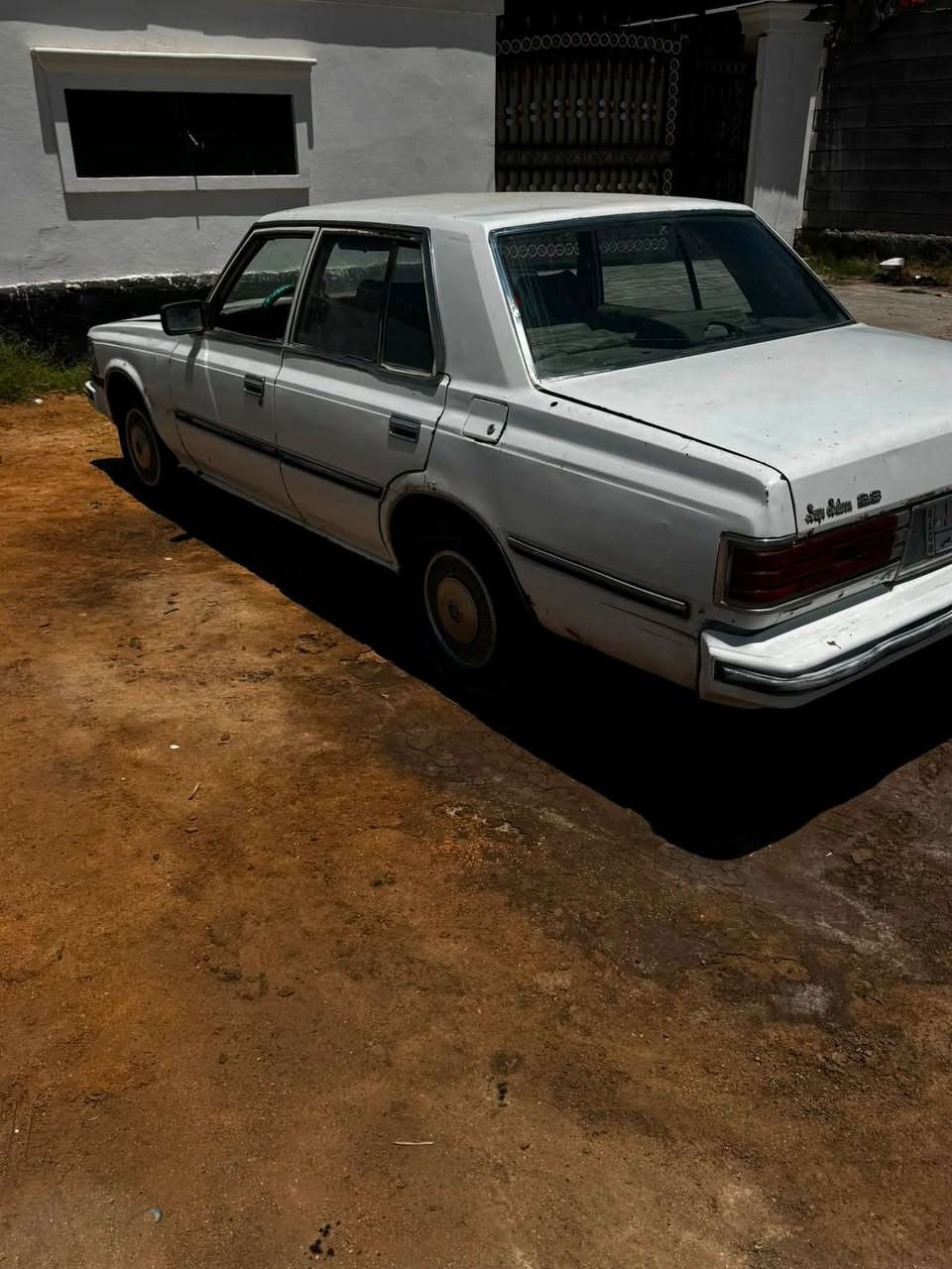سوبر موديل 1982 رقم بغداد الماني تحويل مباشر محرك كايم كير عادي تخم تاير سياره حلوه السعر 17$مكانها رمادي /***********
