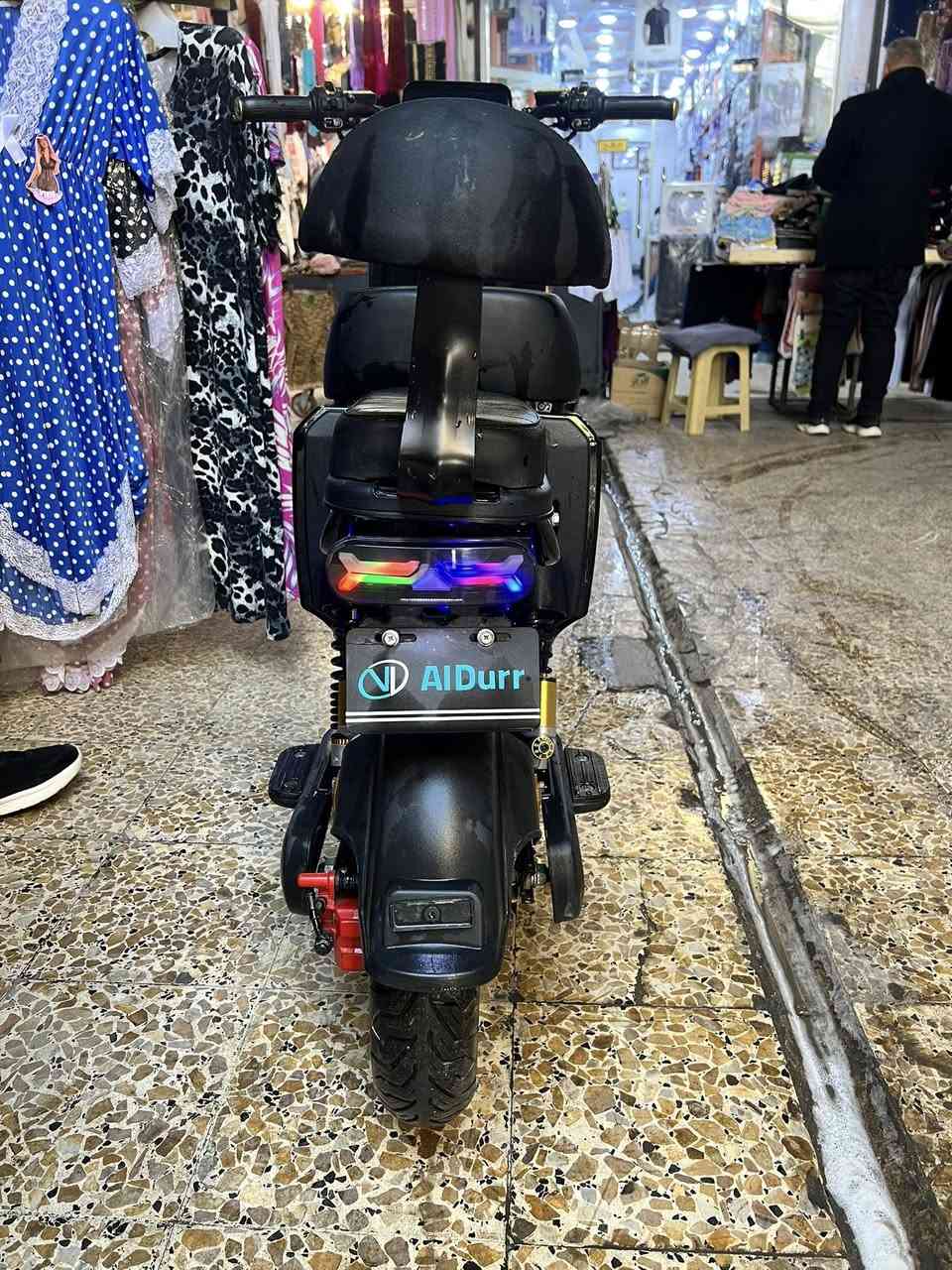 السلام عليكم دراجه R11 موديل 2026للبيع مكفوله زلغ مابيه البطاريات الاكبار خمس بطاريات حجمهن 32 المواصف تشغيل عن بعد تشغيل كارت سويجين نضام البارك ونضام الR وصلها موجود رايدها ب550 وبيها مجال عنواني البصره العشاره الاستفسار لاتصال ***********
