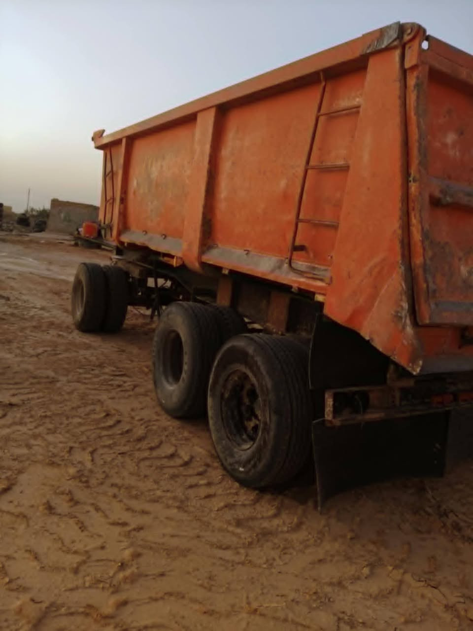 سلام عليكم مقطوره للبيع مكفوله دنكير 14استفسار......***********
